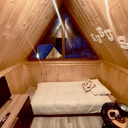 Alexandra Jacuzzi 别墅 *