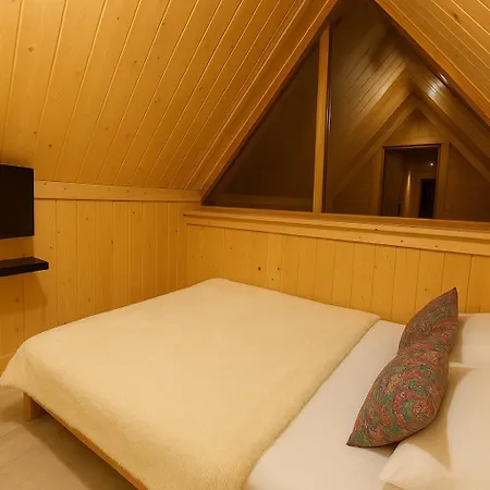 Alexandra Jacuzzi וילה קושצ'ליסקו